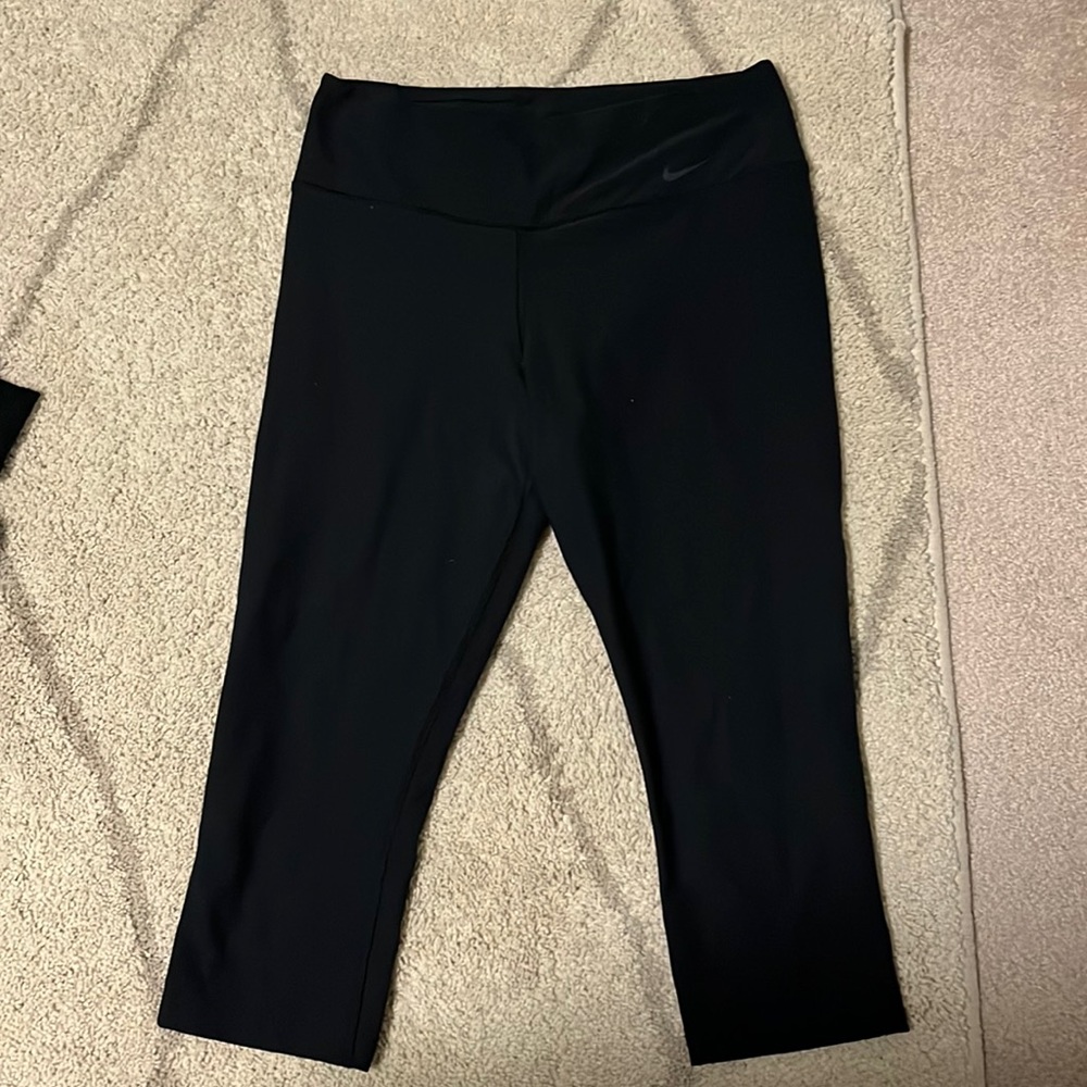 Nike Crop Leggings